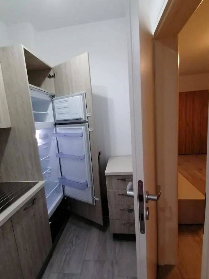 Lifestudio179 Residence Bucharest Apartment